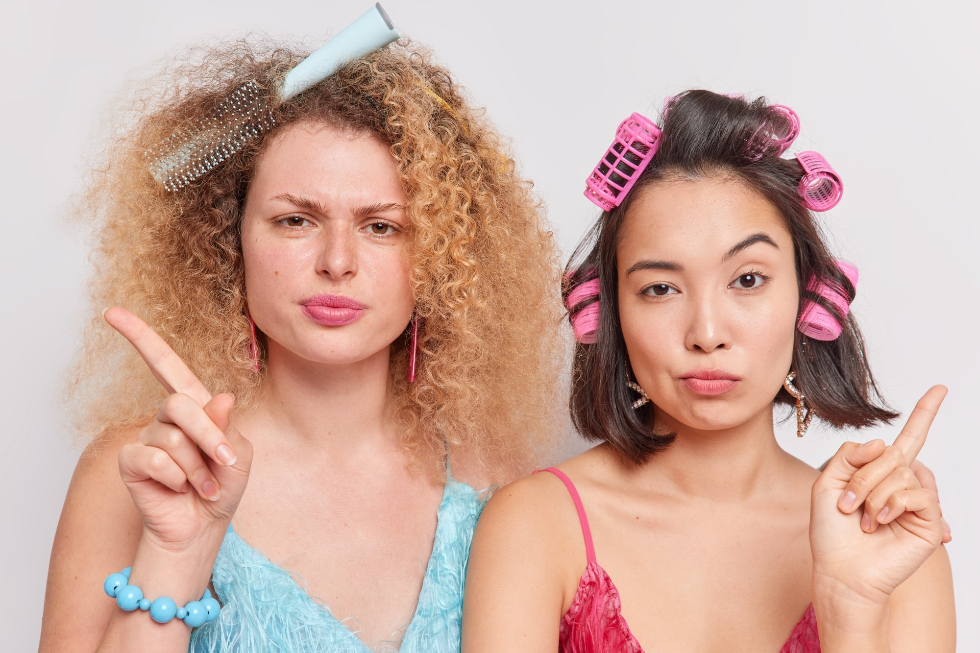 Hair Wigs vs. Synthetic