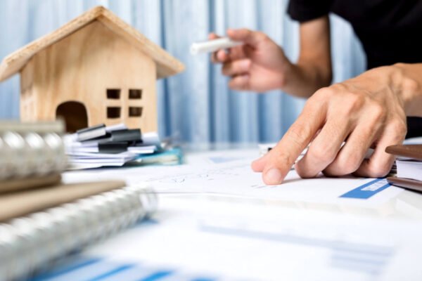 Building vs. Buying a House